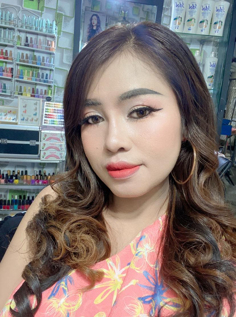 NGUYỄN HƯƠNG THẢO
