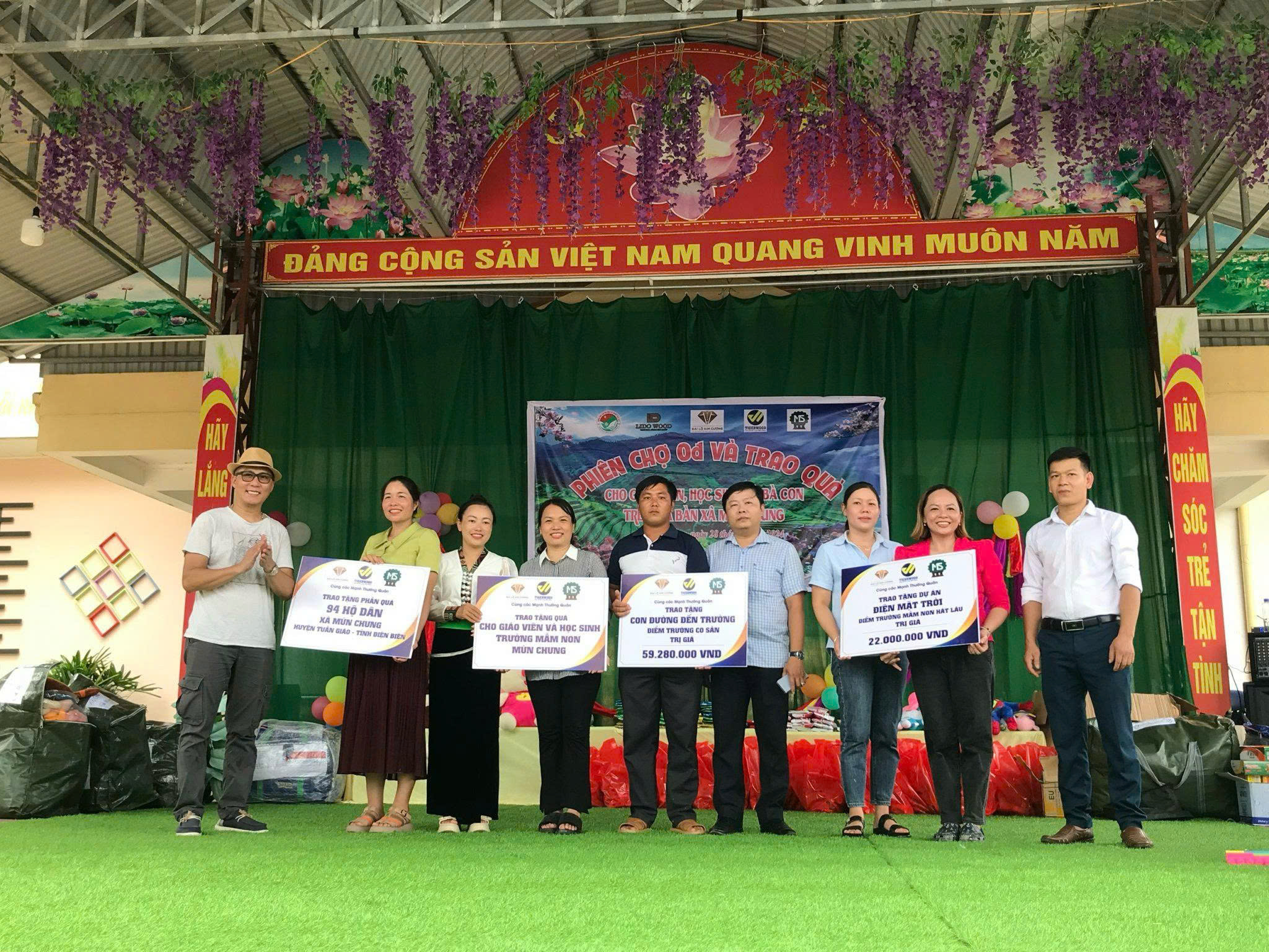 ĐẠI LỘ KIM CƯƠNG