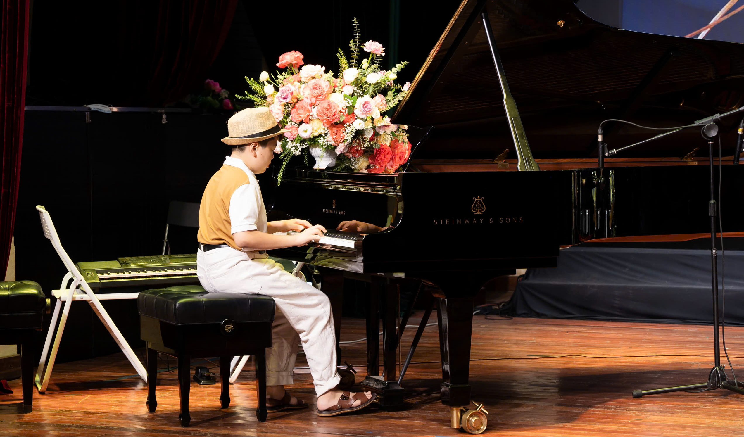 Video giới thiệu HIMUSIC